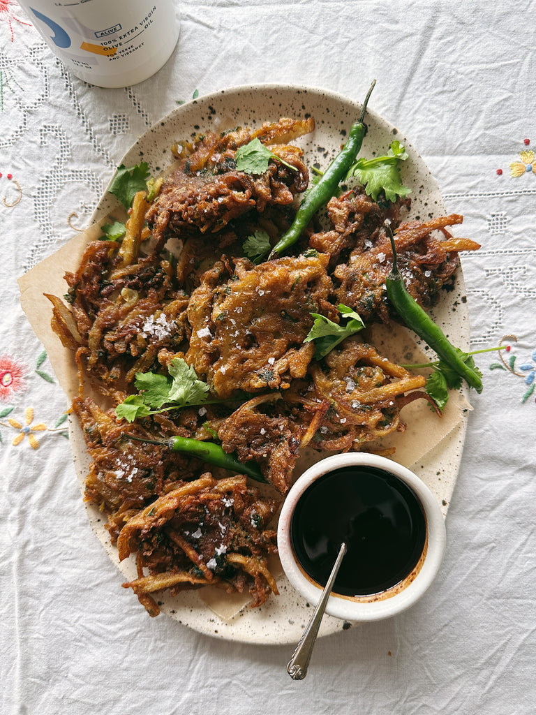 Crispy Vegetable Pakoras – Brightland