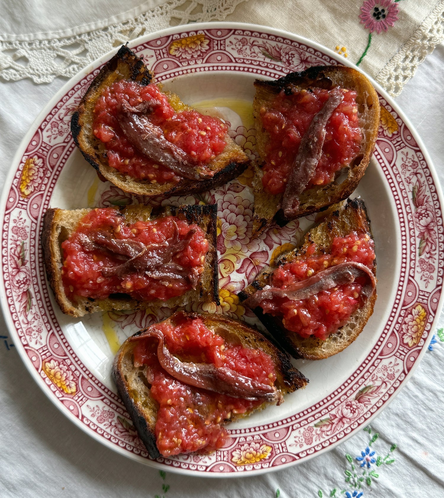 Pan Con Tomate