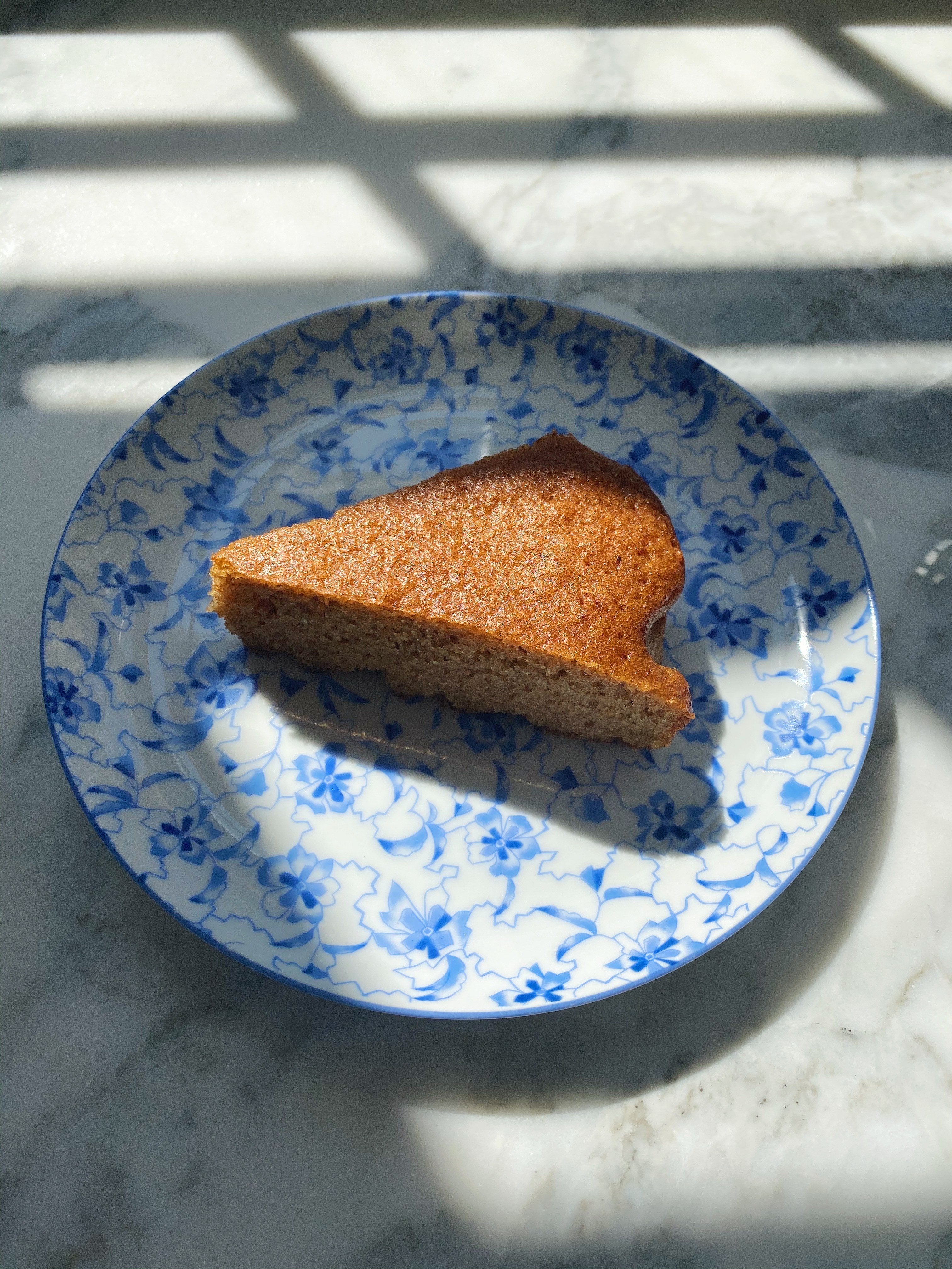 Cinnamon Olive Oil Cake