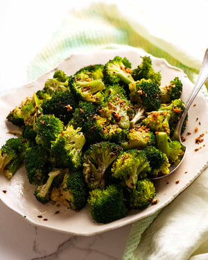 Broccoli Salad With Garlic and Sesame