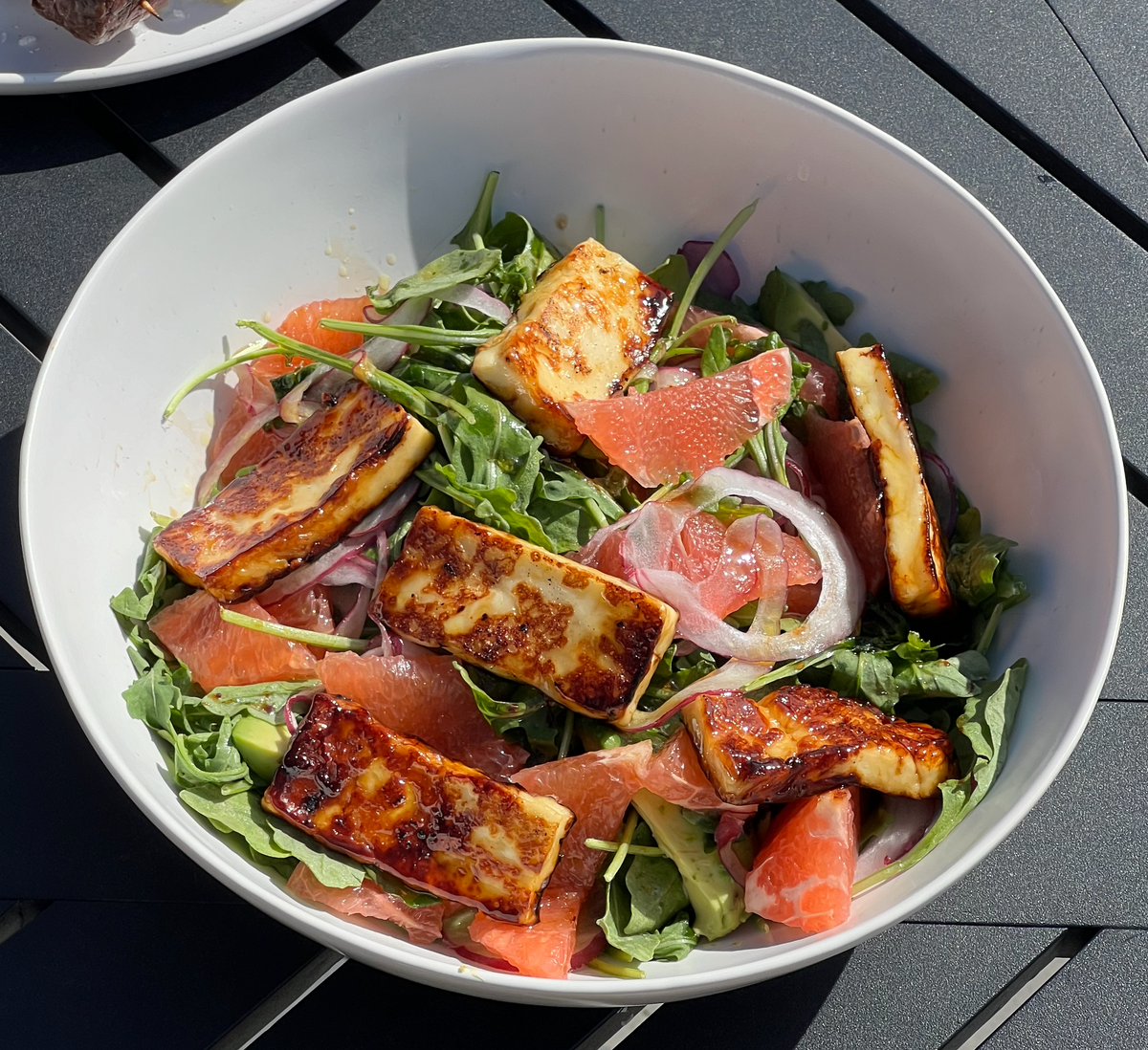クリーム　エクスプレシオン　プルミエール Halloumi Salad
