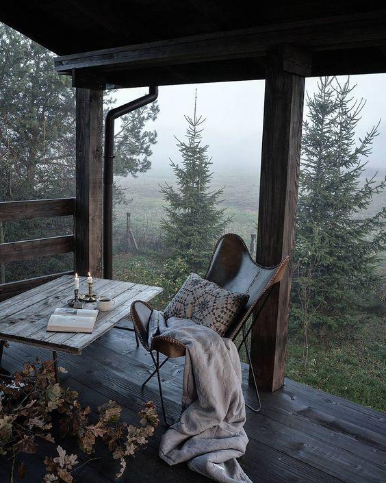 Why we owe it to ourselves to spend quiet time alone every day